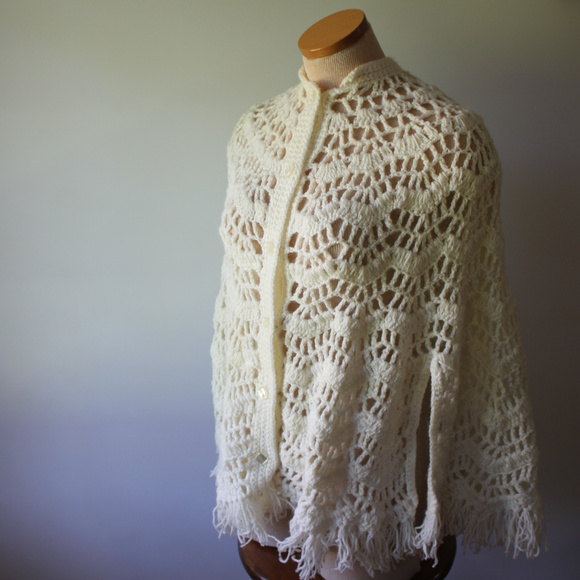 Vintage White Loose Crochet Shawl